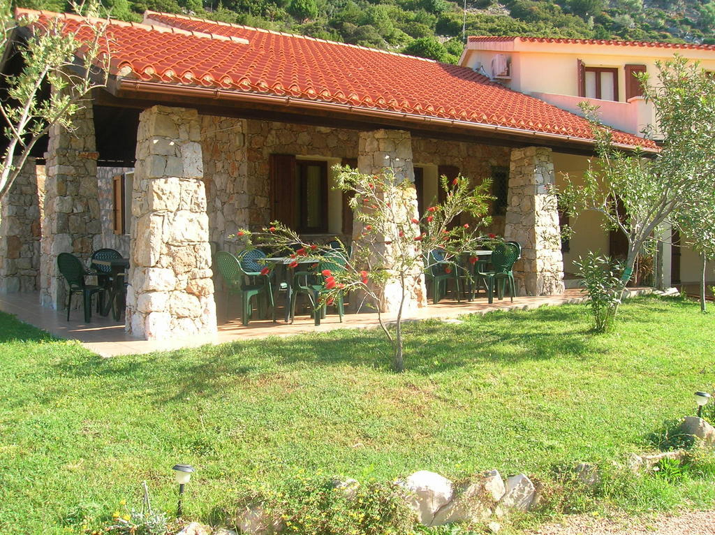바우네이 Punto Di Ristoro Uttolo B&B 외부 사진