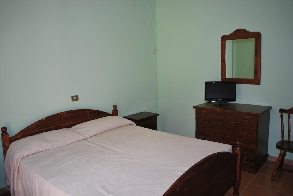 바우네이 Punto Di Ristoro Uttolo B&B 외부 사진
