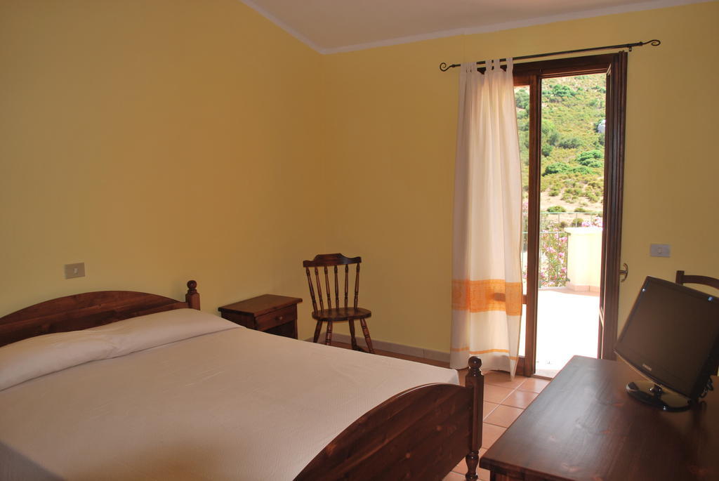 바우네이 Punto Di Ristoro Uttolo B&B 외부 사진